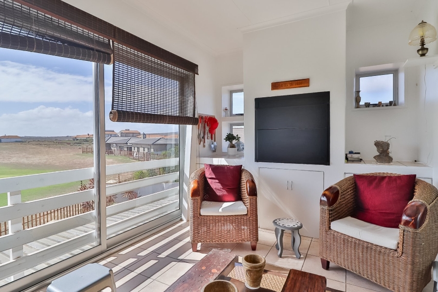 7 Bedroom Property for Sale in Country Club Western Cape